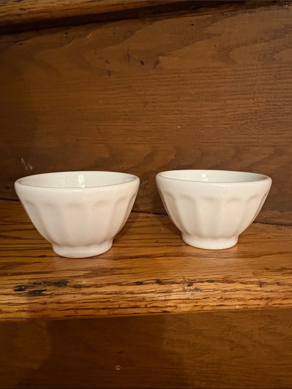 2 Anthro Amelie latte mini bowls